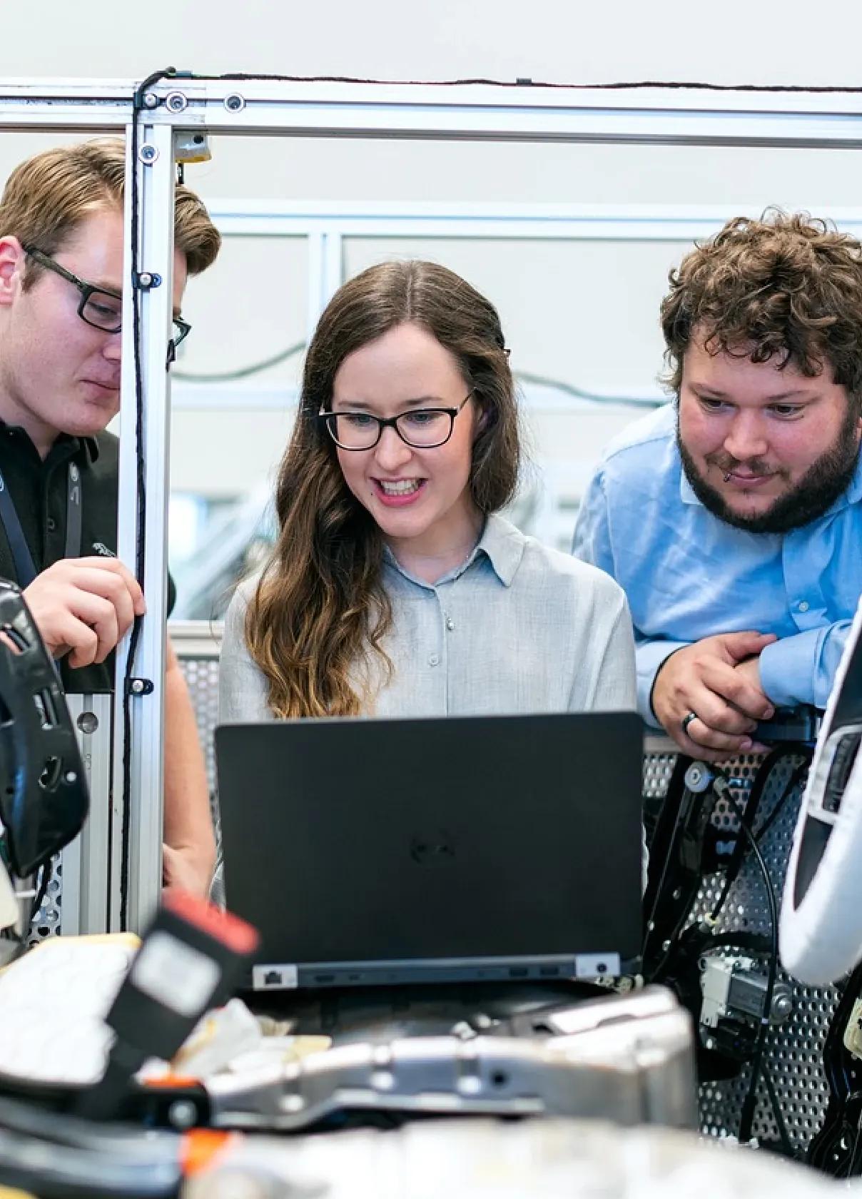 Equipo de diseño e I+D de iCAUR